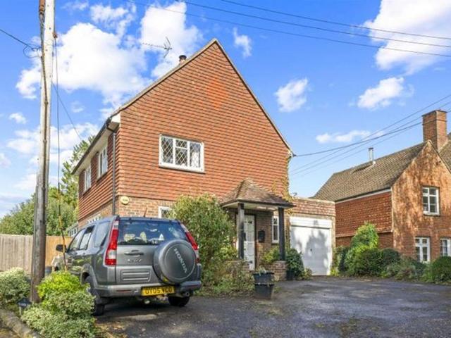 2 bedroom detached house for sale