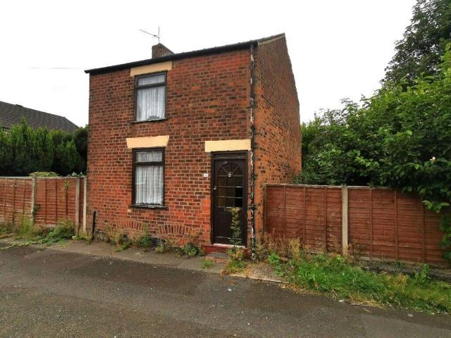 2 bedroom detached house for sale