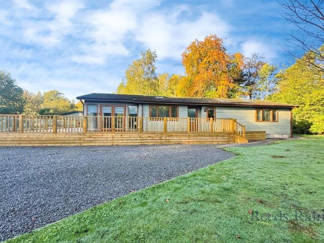 2 bedroom detached house for sale