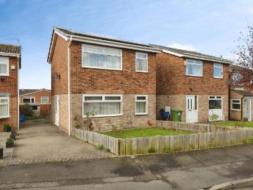 2 bedroom detached house for sale