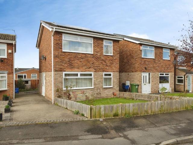 2 bedroom detached house for sale