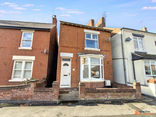 2 bedroom detached house for sale