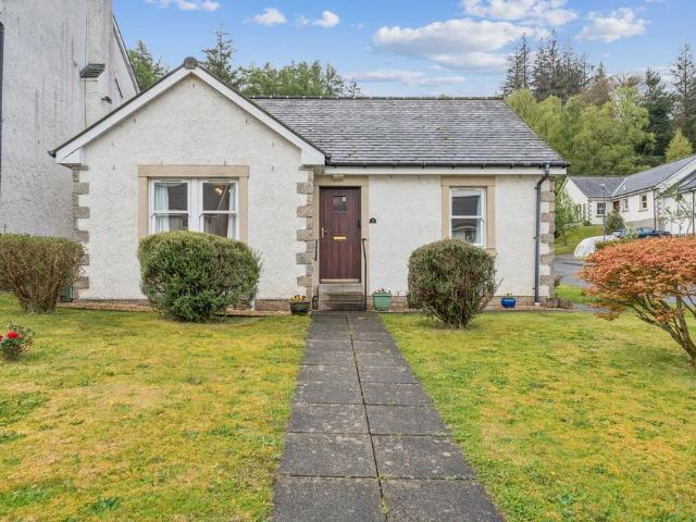 2 bedroom detached house for sale