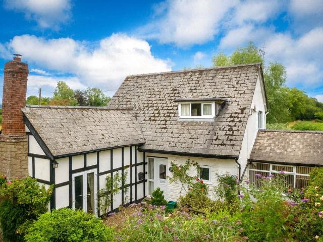 2 bedroom cottage for sale