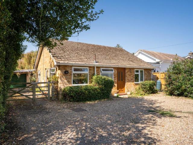 2 bedroom detached house for sale