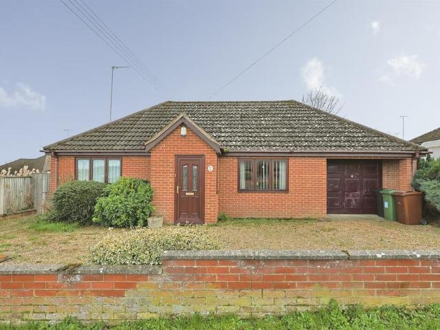 2 bedroom detached house for sale