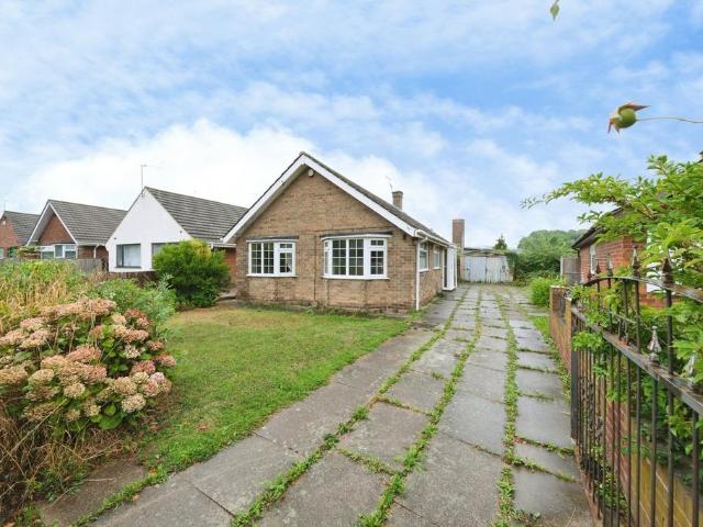 2 bedroom detached house for sale