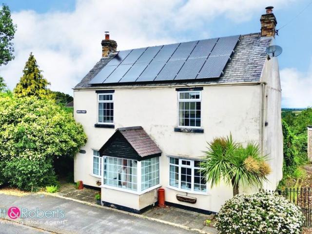 2 bedroom detached house for sale