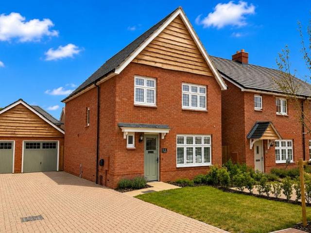 2 bedroom detached house for sale