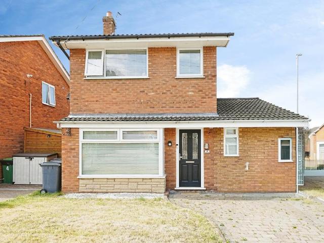 2 bedroom detached house for sale