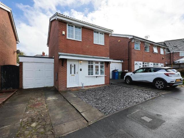 2 bedroom detached house for sale
