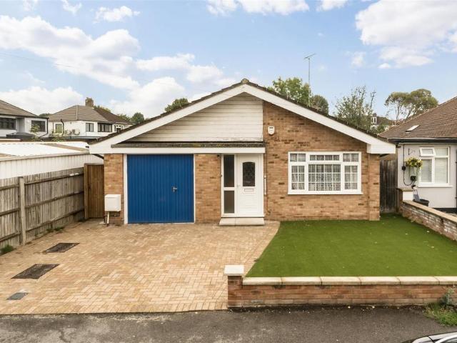 2 bedroom detached house for sale