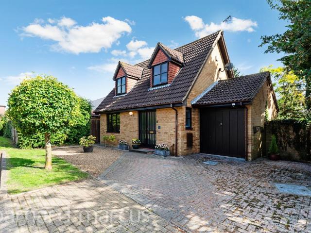 2 bedroom detached house for sale