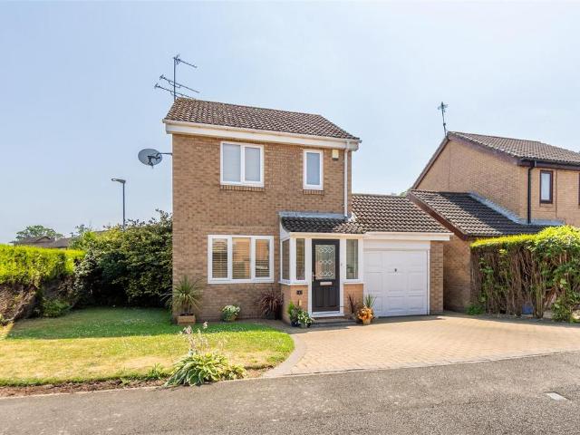 2 bedroom detached house for sale