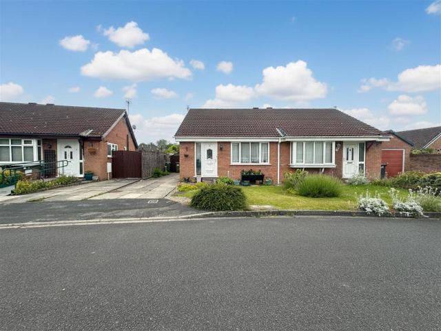 2 bedroom semi detached bungalow for sale