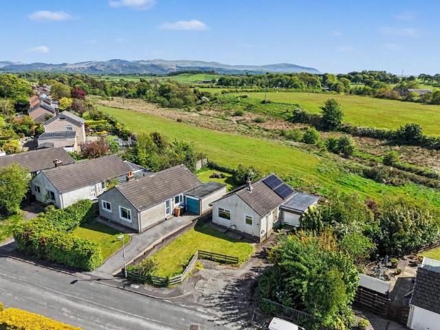 2 bedroom detached house for sale
