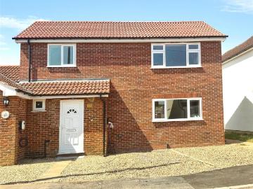 2 bedroom detached house for sale