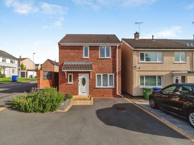 2 bedroom detached house for sale