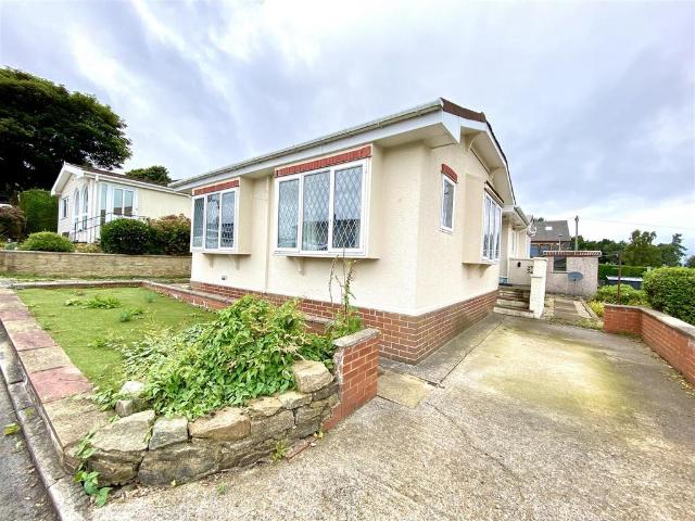 2 bedroom detached house for sale