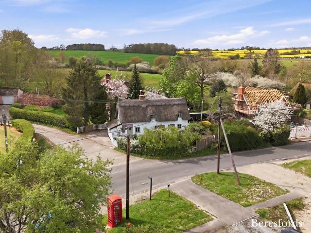 2 bedroom detached house for sale