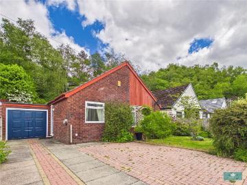 2 bedroom detached house for sale