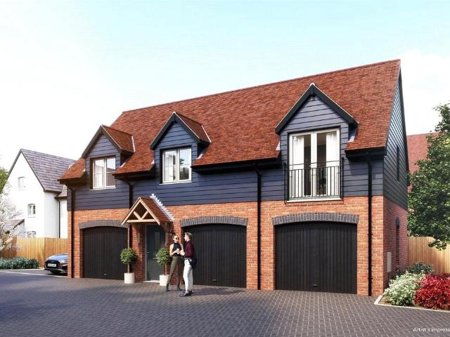 2 bedroom detached house for sale