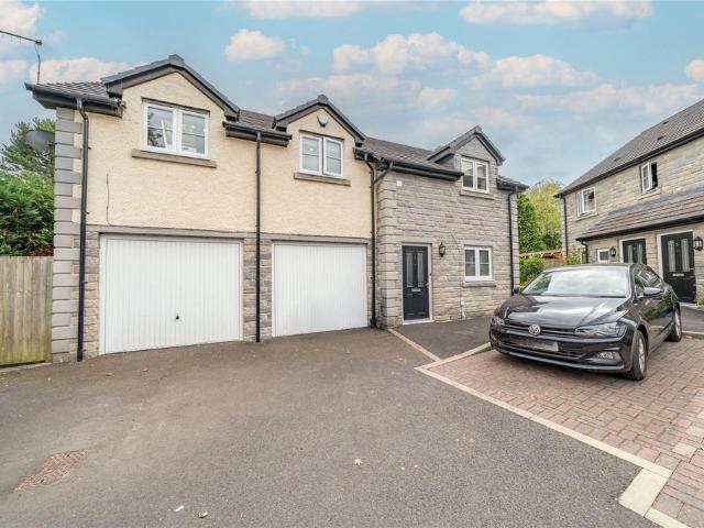 2 bedroom detached house for sale