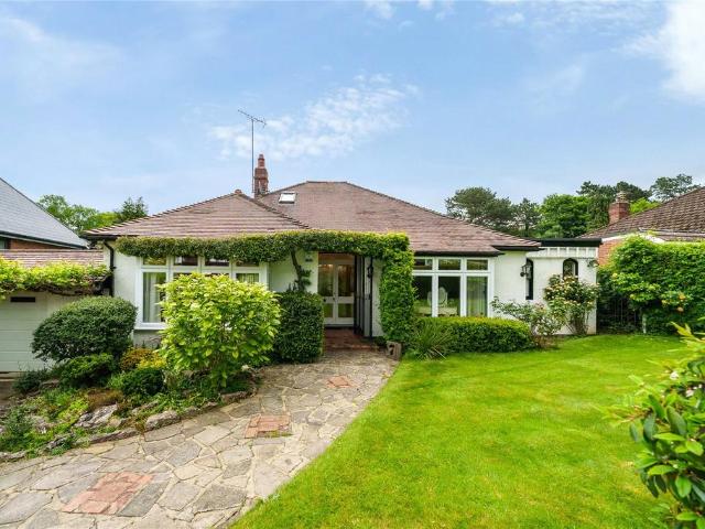 2 bedroom detached house for sale