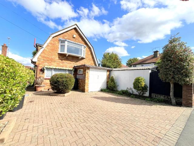 2 bedroom detached house for sale