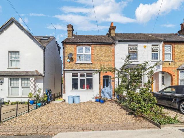 2 bedroom detached house for sale