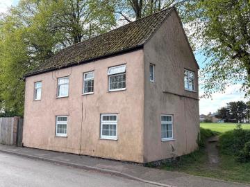 House for sale in High Street IP26 Thetford - Garden