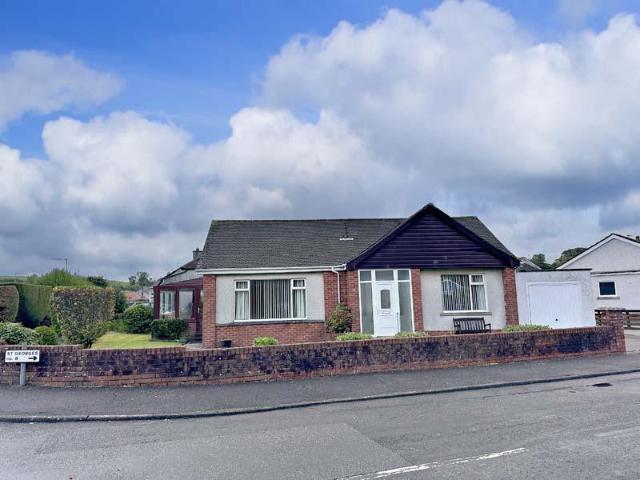 2 bedroom detached house for sale