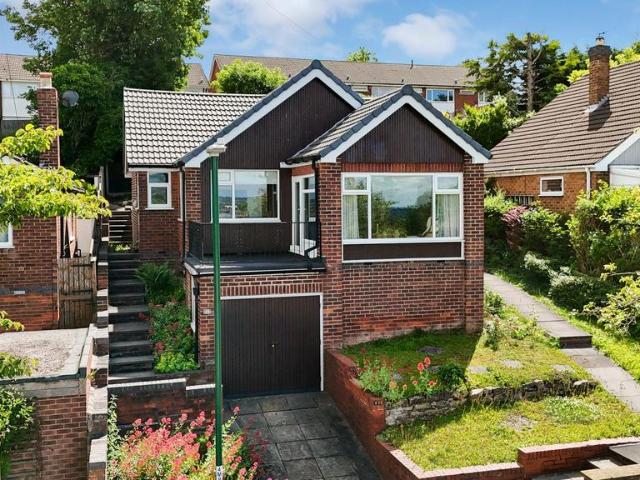 2 bedroom detached house for sale