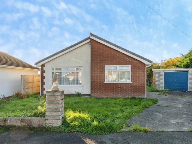 2 bedroom detached house for sale