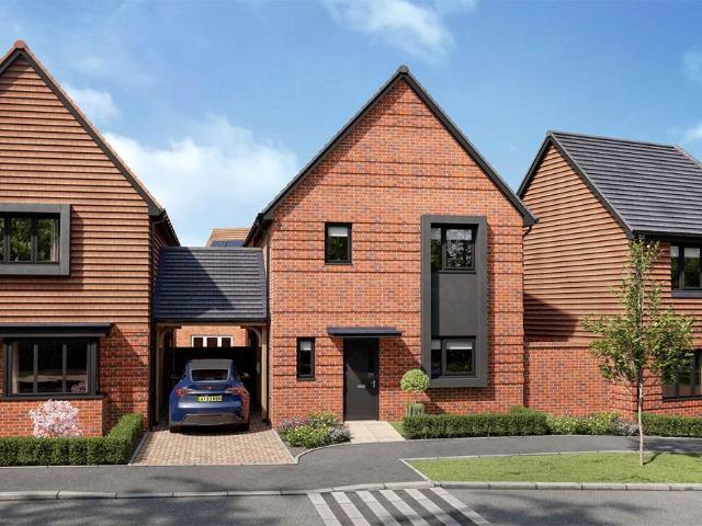 2 bedroom detached house for sale