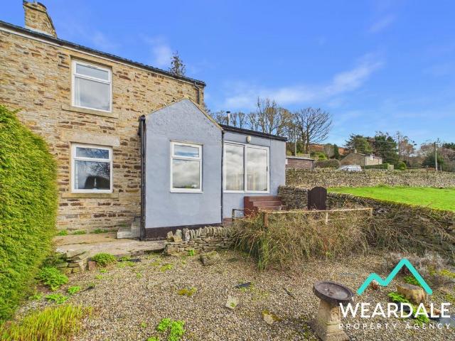 2 bedroom detached house for sale