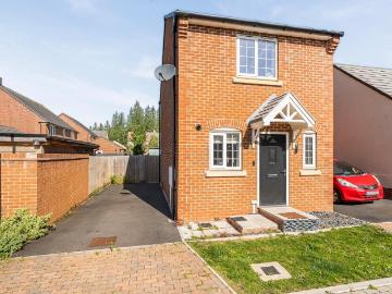 2 bedroom detached house for sale