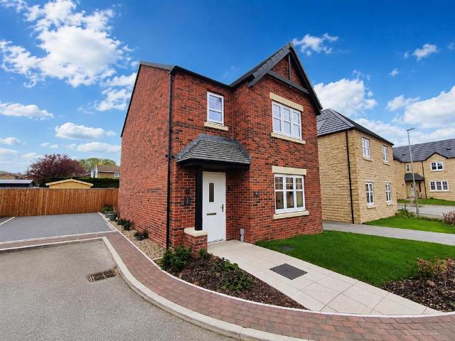 2 bedroom detached house for sale