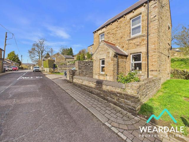 2 bedroom detached house for sale