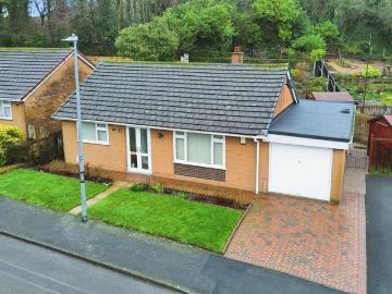 2 bedroom detached house for sale