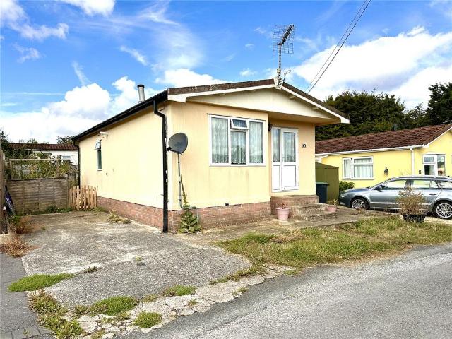 2 bedroom detached house for sale
