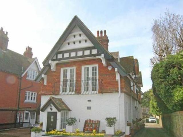 2 Bedroom Detached House For Sale In Eastbourne