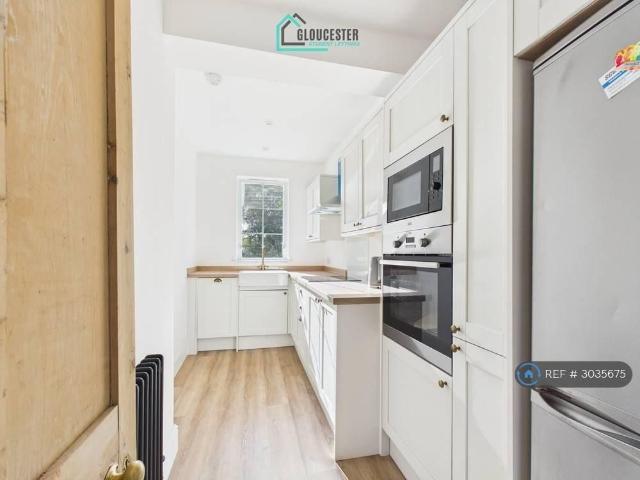 2 bedroom detached house to rent