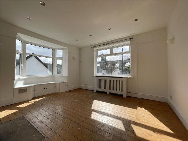 2 bedroom detached house to rent