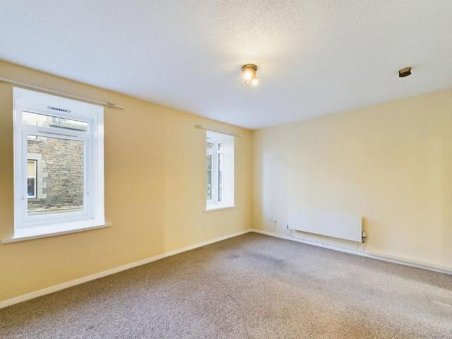 2 bedroom detached house to rent