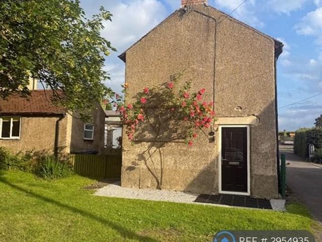 2 bedroom detached house to rent