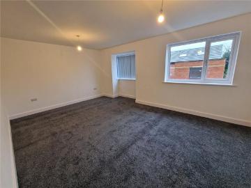 2 bedroom detached house to rent