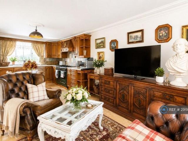 2 bedroom detached house to rent