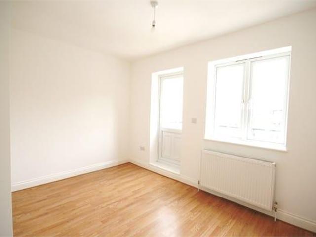 2 bedroom detached house to rent