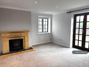 2 bedroom detached house to rent